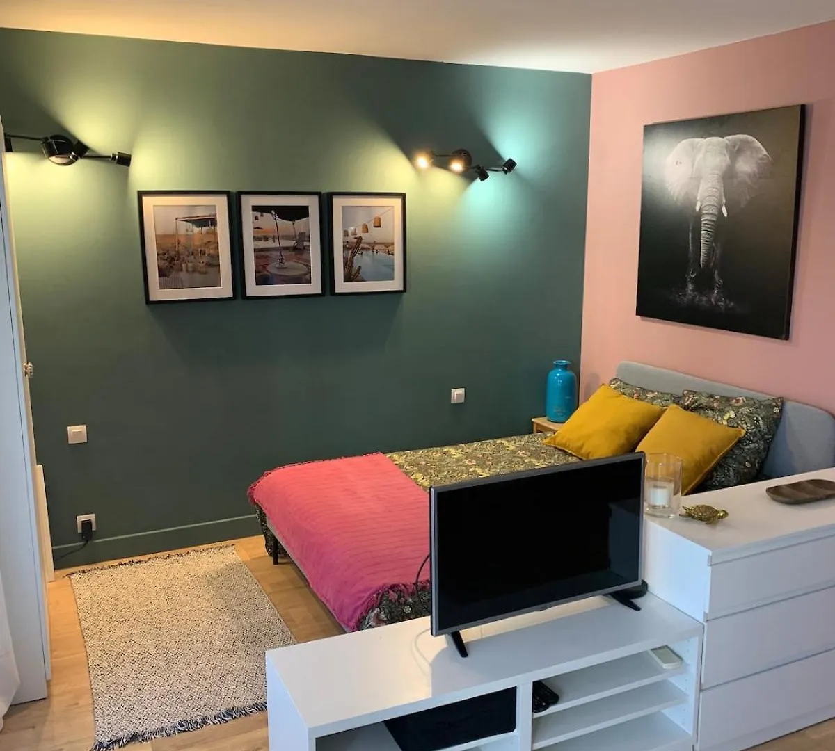Apartman Cocon Plage Avec Piscine, A Cote Du Port Et Plage De Sable Fin Vallauris